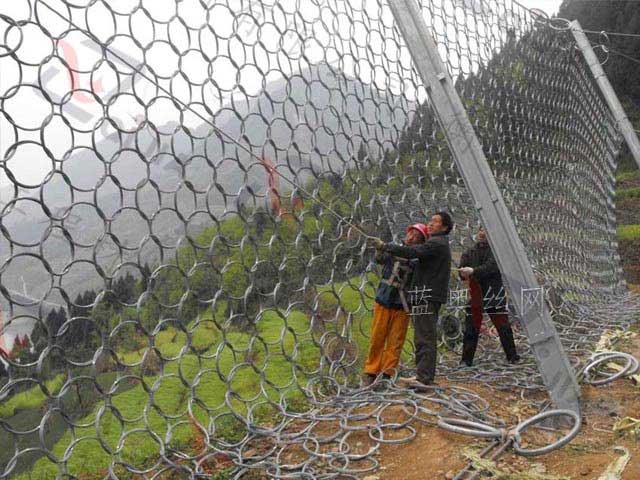 ���Է��o�W���c